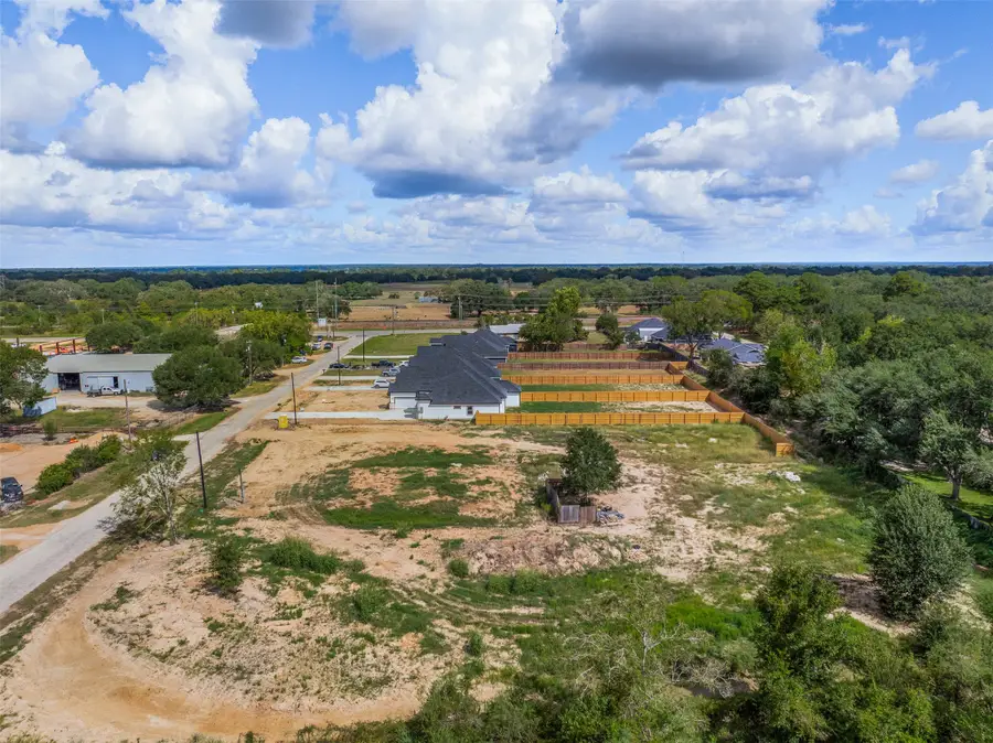 165 Oak Cluster Drive, Columbus, TX 78934 - #2