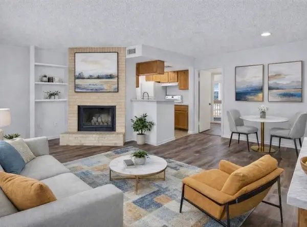 3919 Fairmont Parkway #206, Pasadena, TX 77504