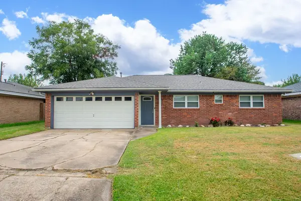 2918 19th Avenue N, Texas City, TX 77590