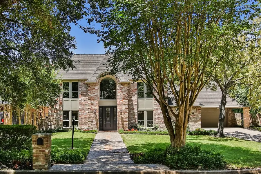 810 Herdsman Drive, Houston, TX 77079 - #2