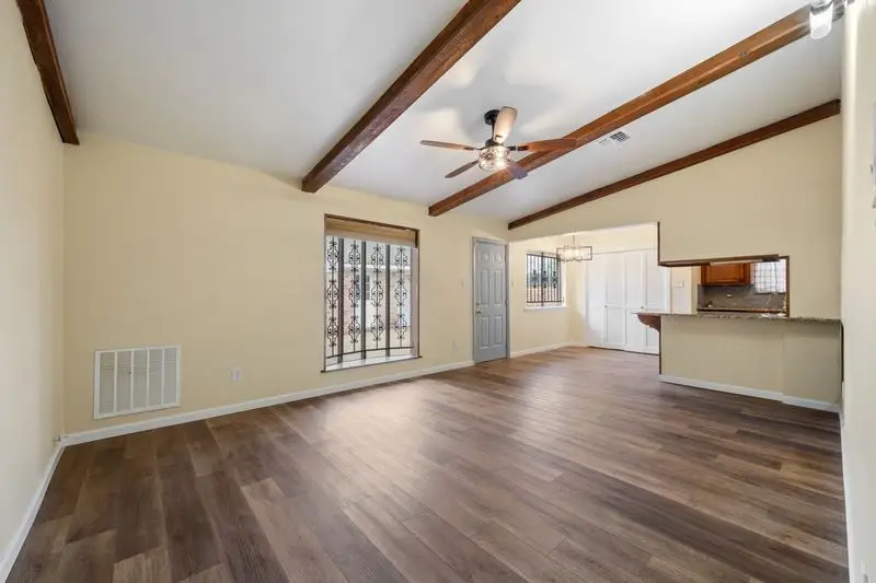 4910 Teton Street, Houston, TX 77033 - #2