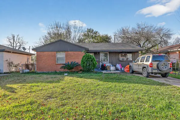 17002 Woodacre Drive, Houston, TX 77049