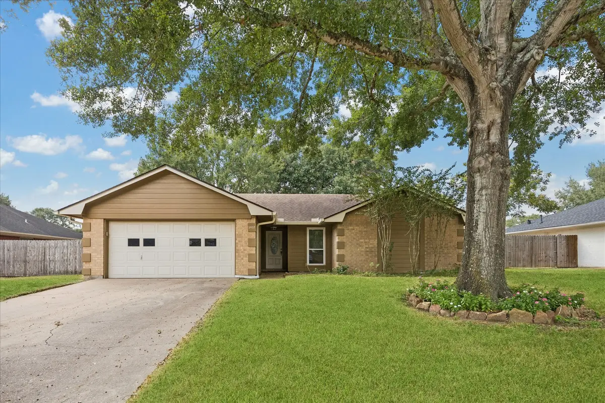 1407 Quail Hollow, Sealy, TX 77474 - Image #1
