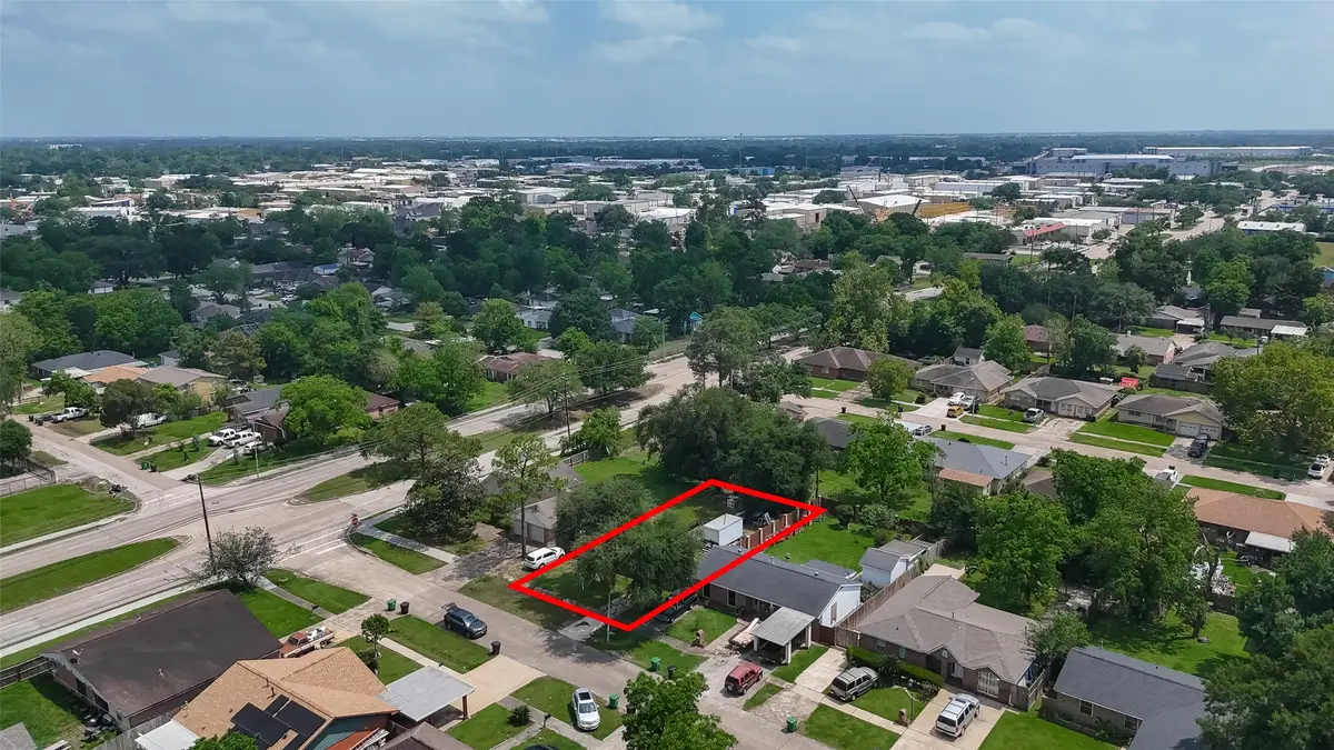 6126 Iron Rock Street, Houston, TX 77087 - #1