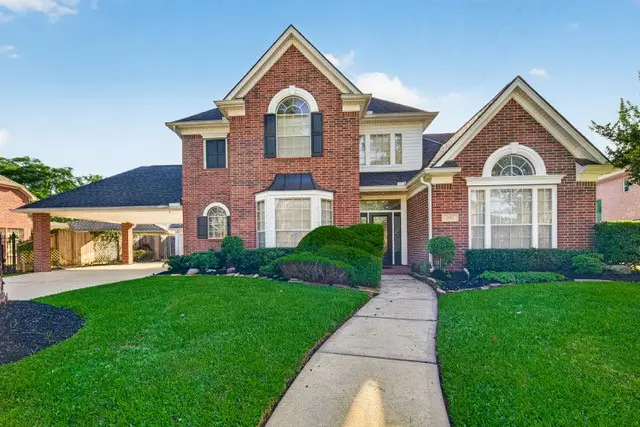 3910 S Beechwood Court, Houston, TX 77059 - #1