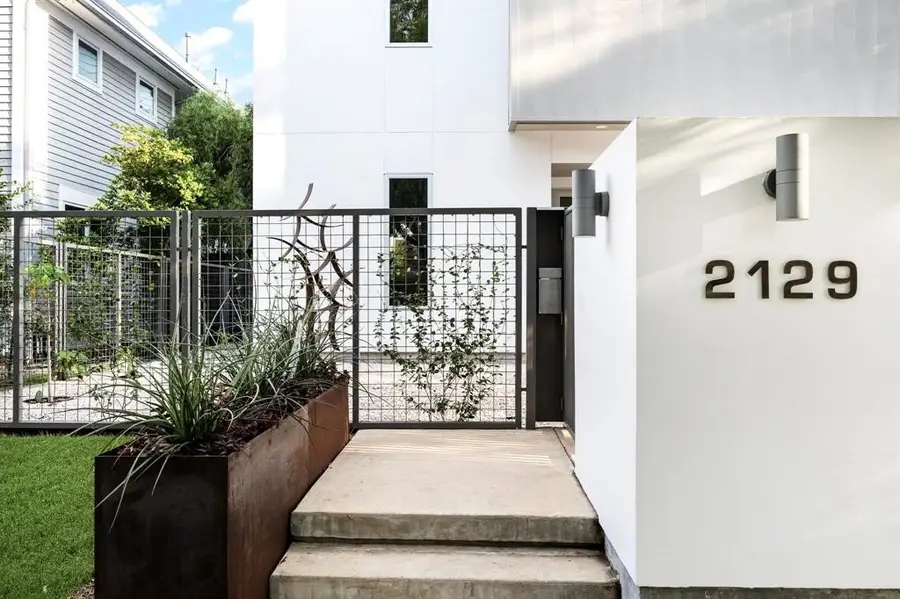 2129 Quenby Street, Houston, TX 77005 - Image #3