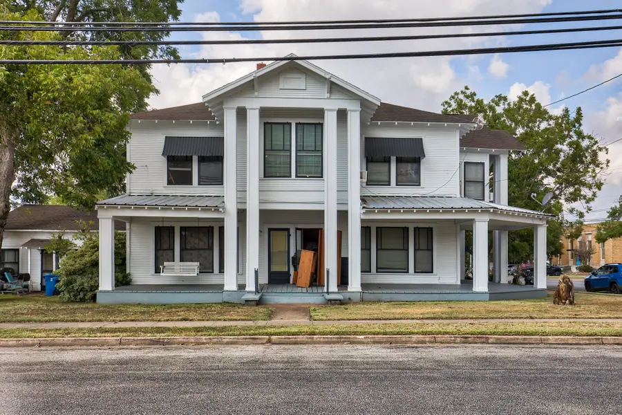 158 E Colorado, La Grange, TX 78945 - Image #3