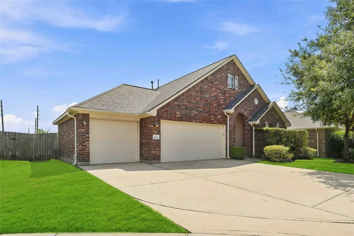 31907 Steven Springs Dr, Hockley, TX 77447 - #1