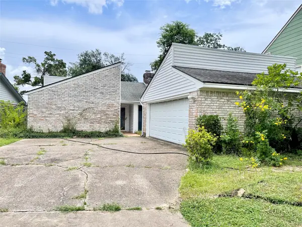 11806 Turtle Gate Drive, Houston, TX 77070