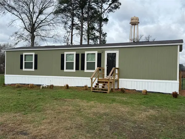 34 West Fourth Street, Wells, TX 75976