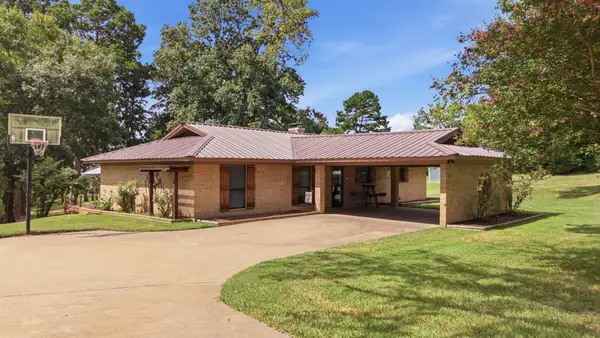 813 El Camino Drive, Grapeland, TX 75844
