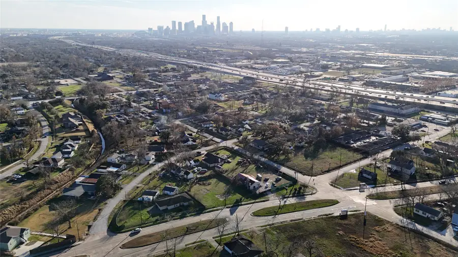 3310 Cavalcade Street, Houston, TX 77026 - Image #3