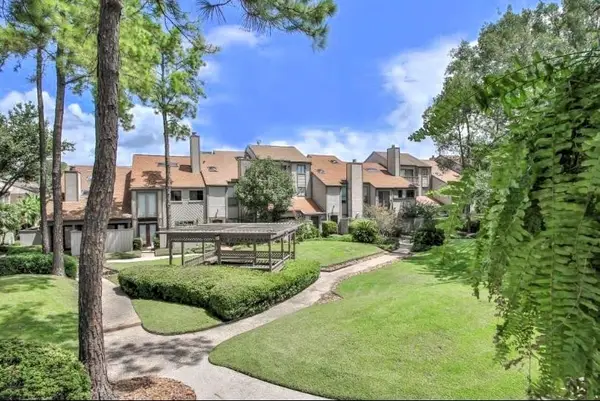 1089 Country Place Drive, Houston, TX 77079