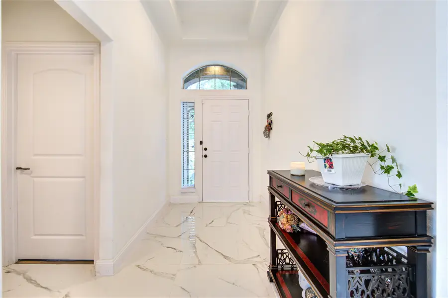 2819 Everhart Terrace Drive, Fresno, TX 77545 - Image #2