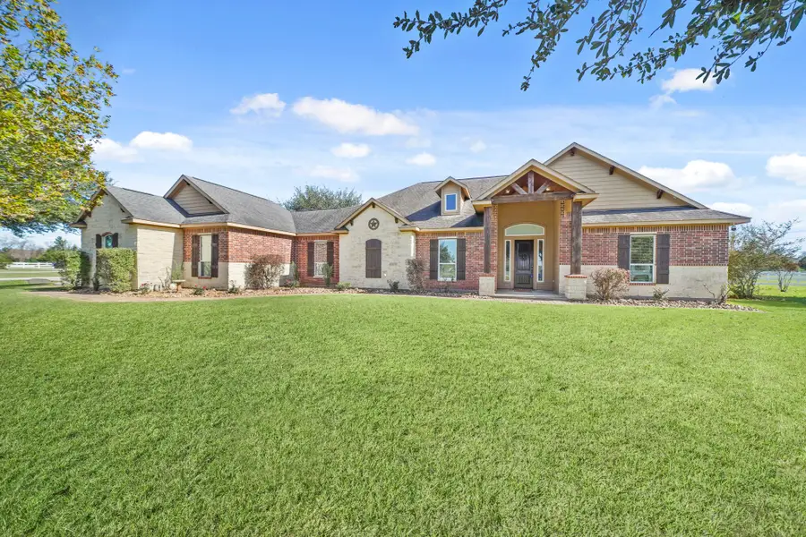 20015 Stone Lake Circle, Tomball, TX 77377 - Image #2