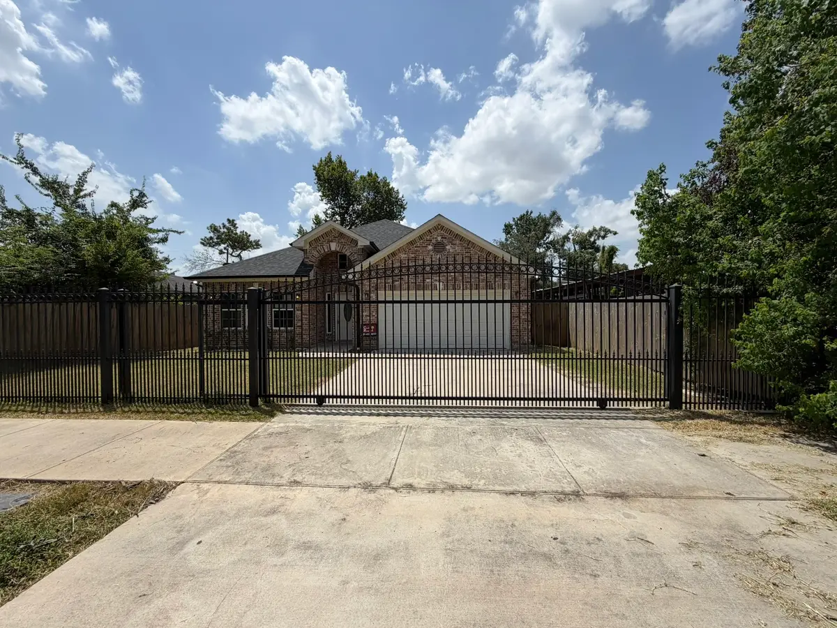 9426 Nyssa Street, Houston, TX 77078 - #1