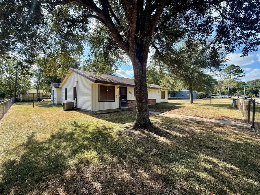 1633 Jones Street, Rosenberg, TX 77471 - Image #2