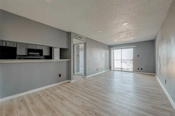 2830 S Bartell Drive #311, Houston, TX 77054