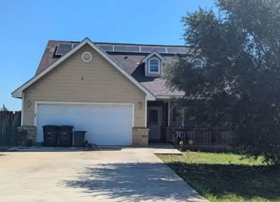 135 Bluebonnet Hill, Pearsall, TX 78061 - #1