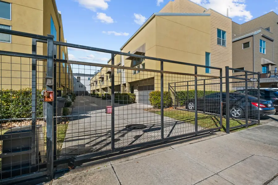 437 Meadow Street, Houston, TX 77020 - Image #2