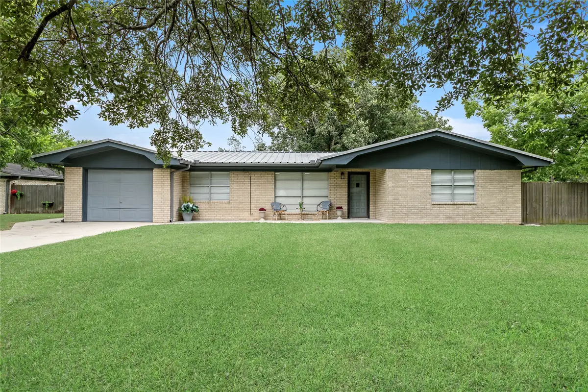 15366 Jackie Road, Hamshire, TX 77622 - #1