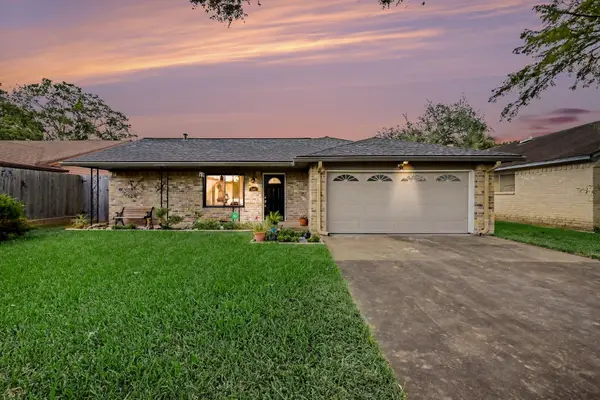 2508 Village Circle Drive, Katy, TX 77493