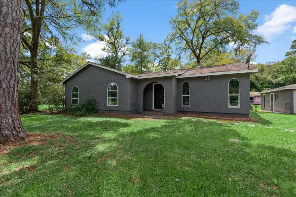 25565 Lonestar Boulevard, Waller, TX 77484