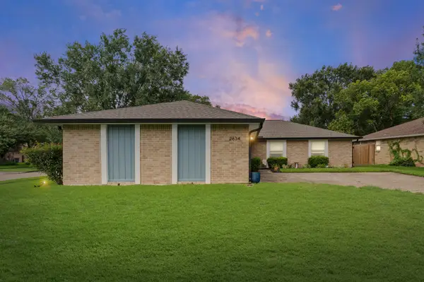 2634 Plymouth Rock Drive, Webster, TX 77598