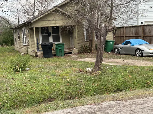 4917 Higgins Street, Houston, TX 77033