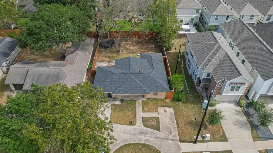 5609 Newcastle Street, Bellaire, TX 77401 - #2