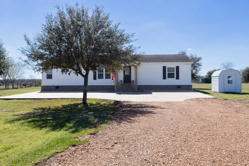 2201 Lauren Lane, Sealy, TX 77474 - #1