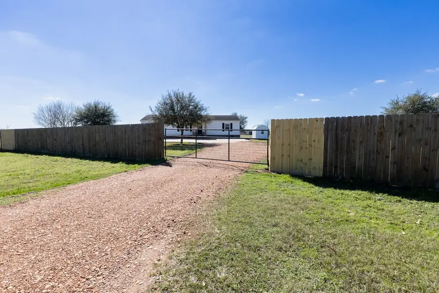 2201 Lauren Lane, Sealy, TX 77474 - #2