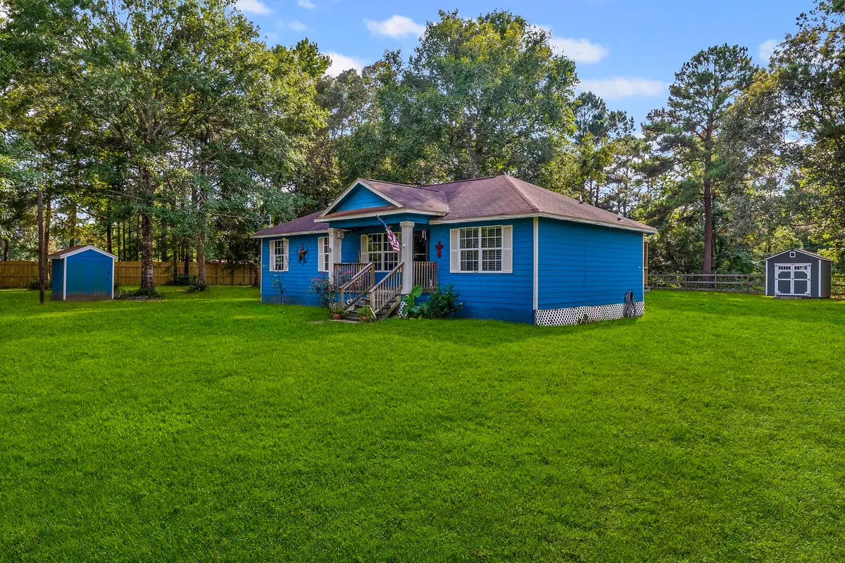 114 Dickens S, Livingston, TX 77351 - #1