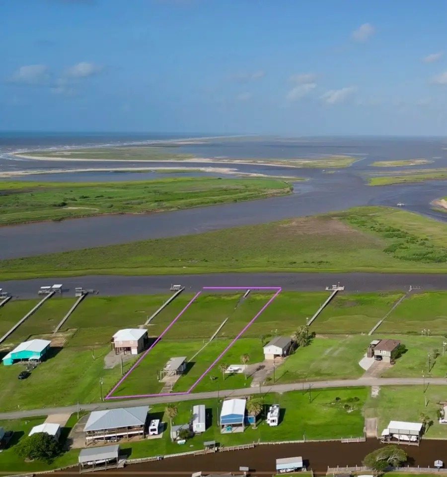 2252 County Road 201, Sargent, TX 77414 - Image #3