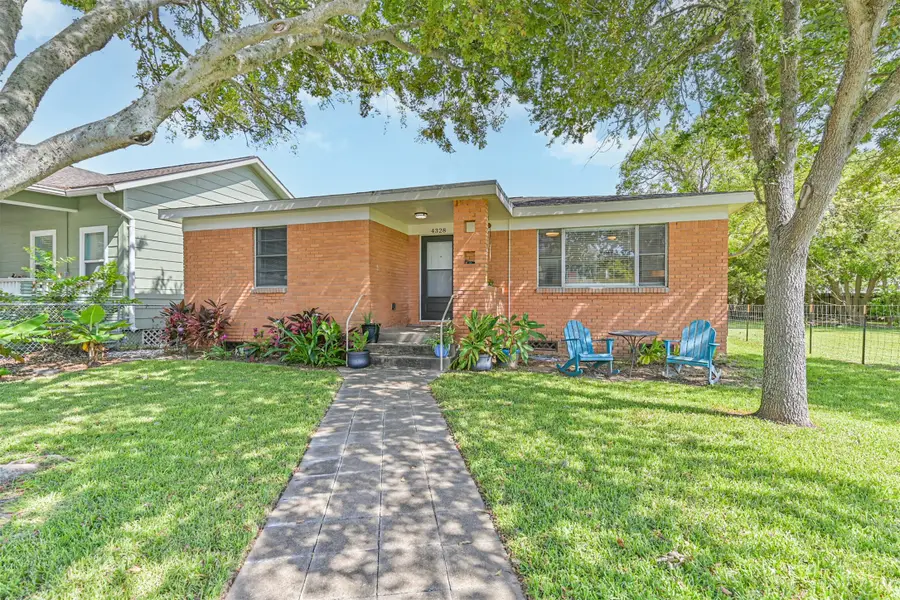 4328 Avenue S 1/2, Galveston, TX 77550 - #2