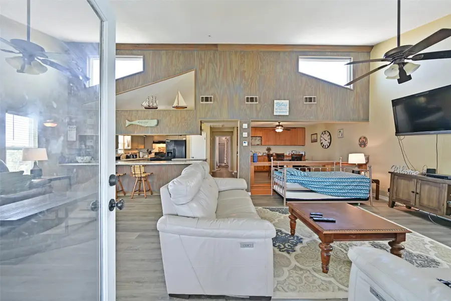 206 Galleon Drive, Freeport, TX 77541 - Image #3