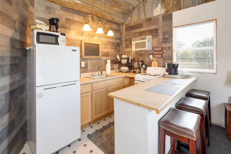 272 Pine Rd Road, Somerville, TX 77879 - Image #3