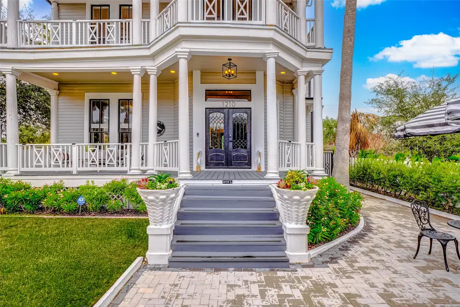 1210 Broadway Avenue J Street, Galveston, TX 77550 - #3