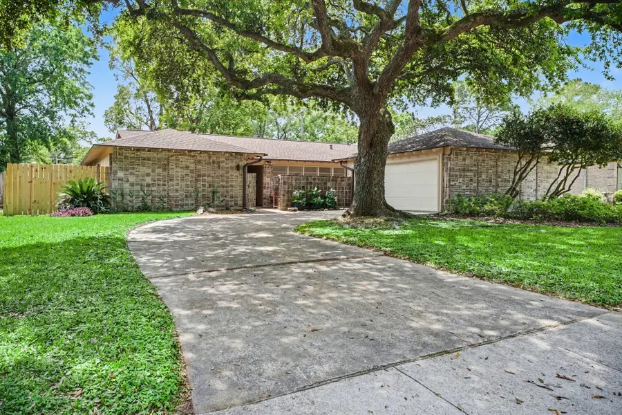 330 Biscayne Boulevard, El Lago, TX 77586 - #3