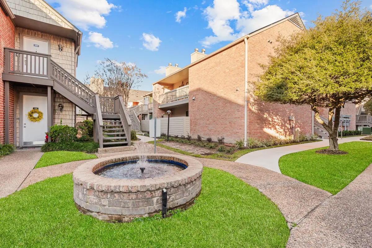 2829 Timmons Lane #201, Houston, TX 77027 - Image #1