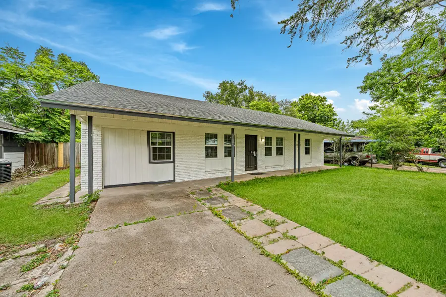 5859 Flamingo Drive, Houston, TX 77033 - #3