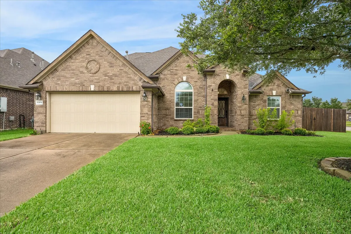 6304 Wood Creek Ln, League City, TX 77573 - #1