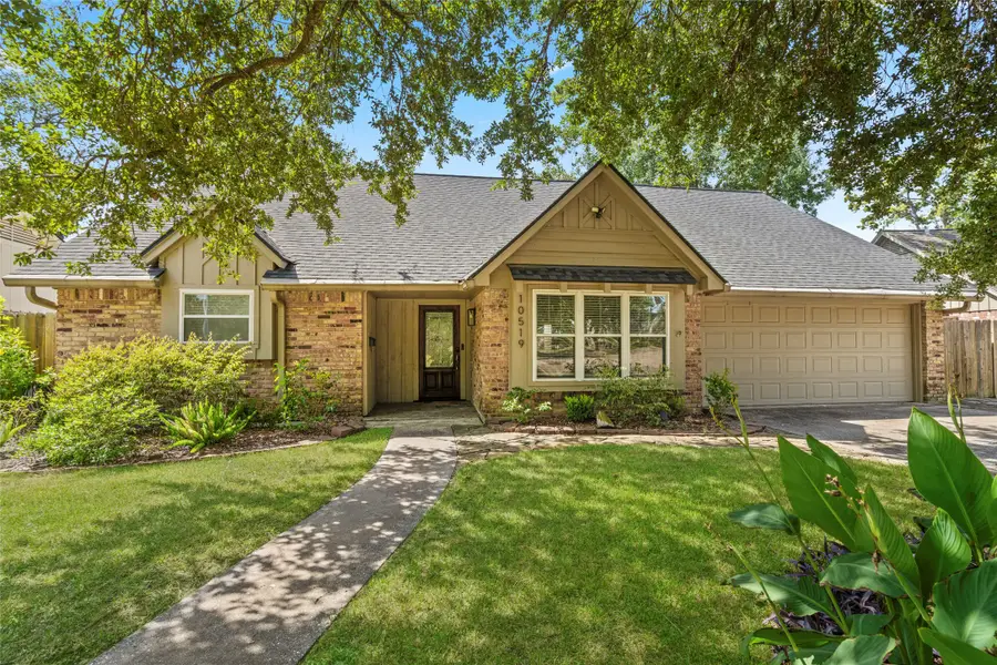 10519 Londonderry Drive, Houston, TX 77043 - #2