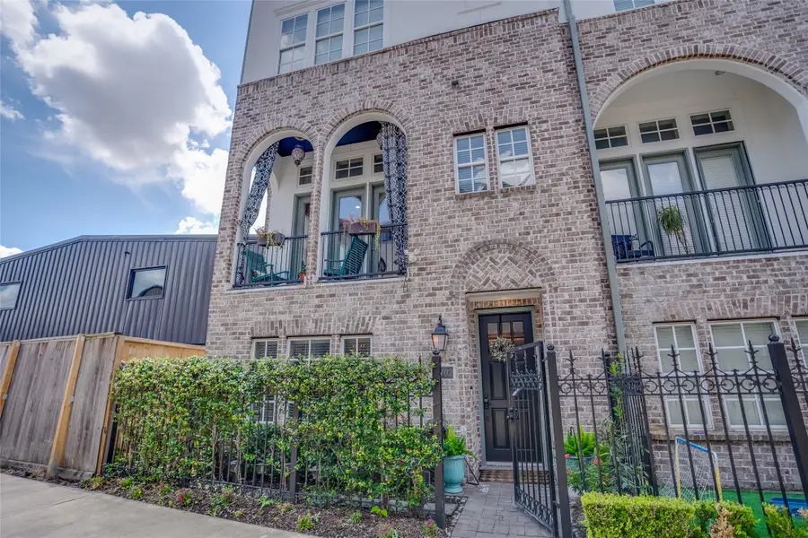 1102 Thompson Street, Houston, TX 77007 - Image #3