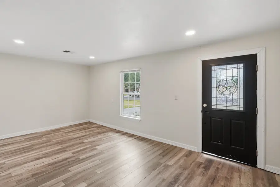 602 Garrett Street, Pasadena, TX 77506 - #3