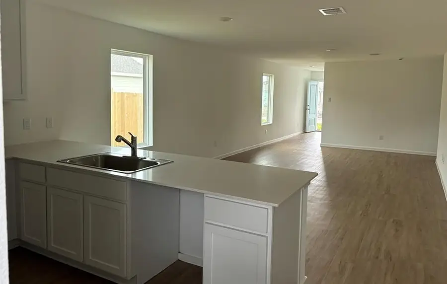 1301 Charlotte Way, Wharton, TX 77488 - Image #2