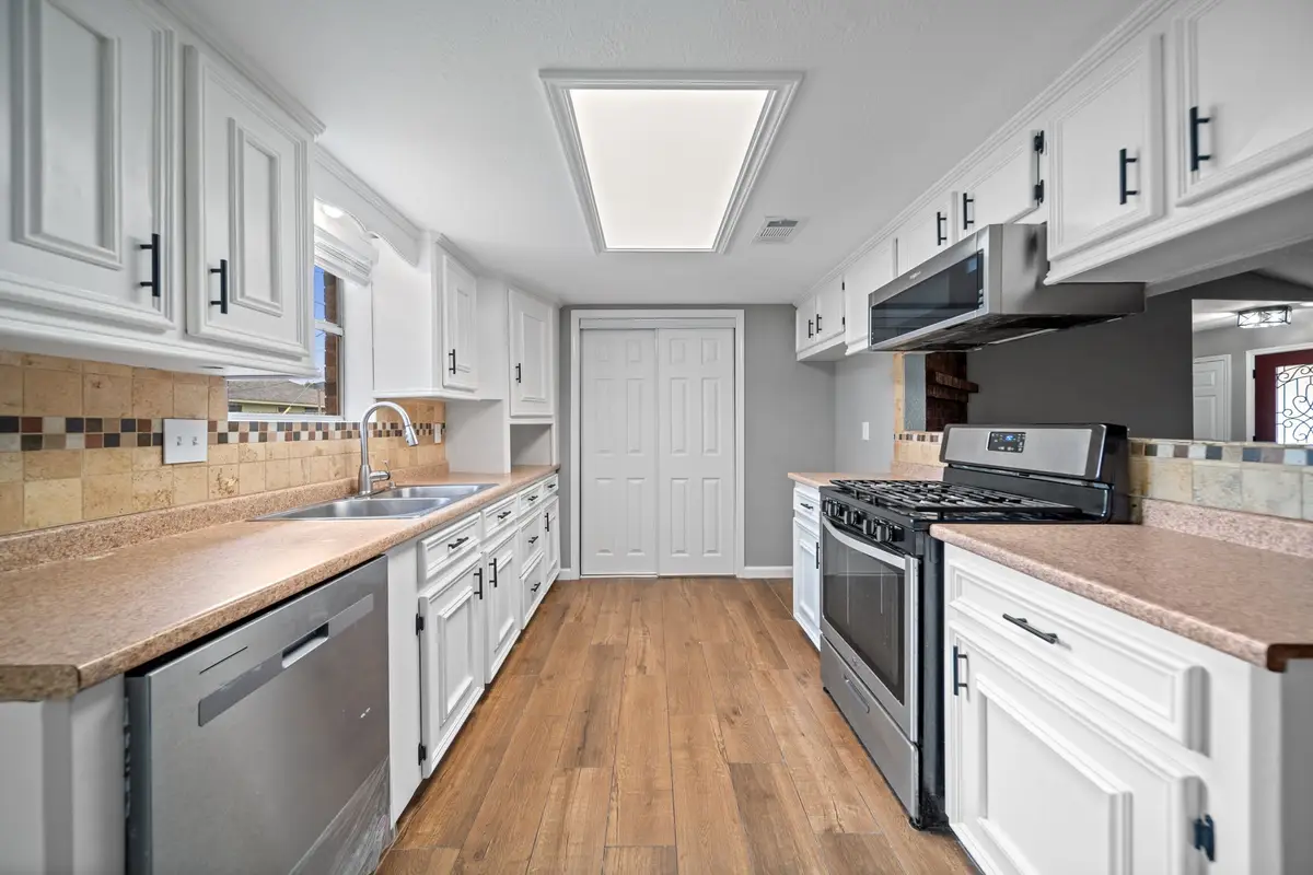 11024 San Jacinto Drive, La Porte, TX 77571 - #1