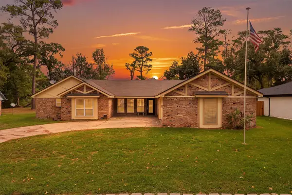 1718 Laurel Springs Lane, Kingwood, TX 77339