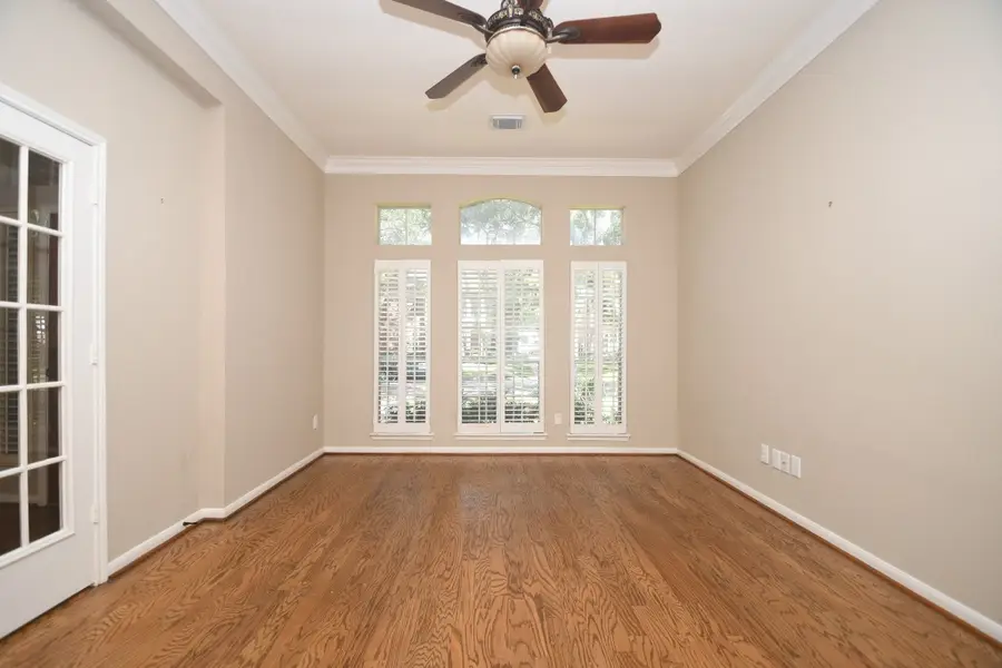 4907 Bend Court, Sugar Land, TX 77478 - #3