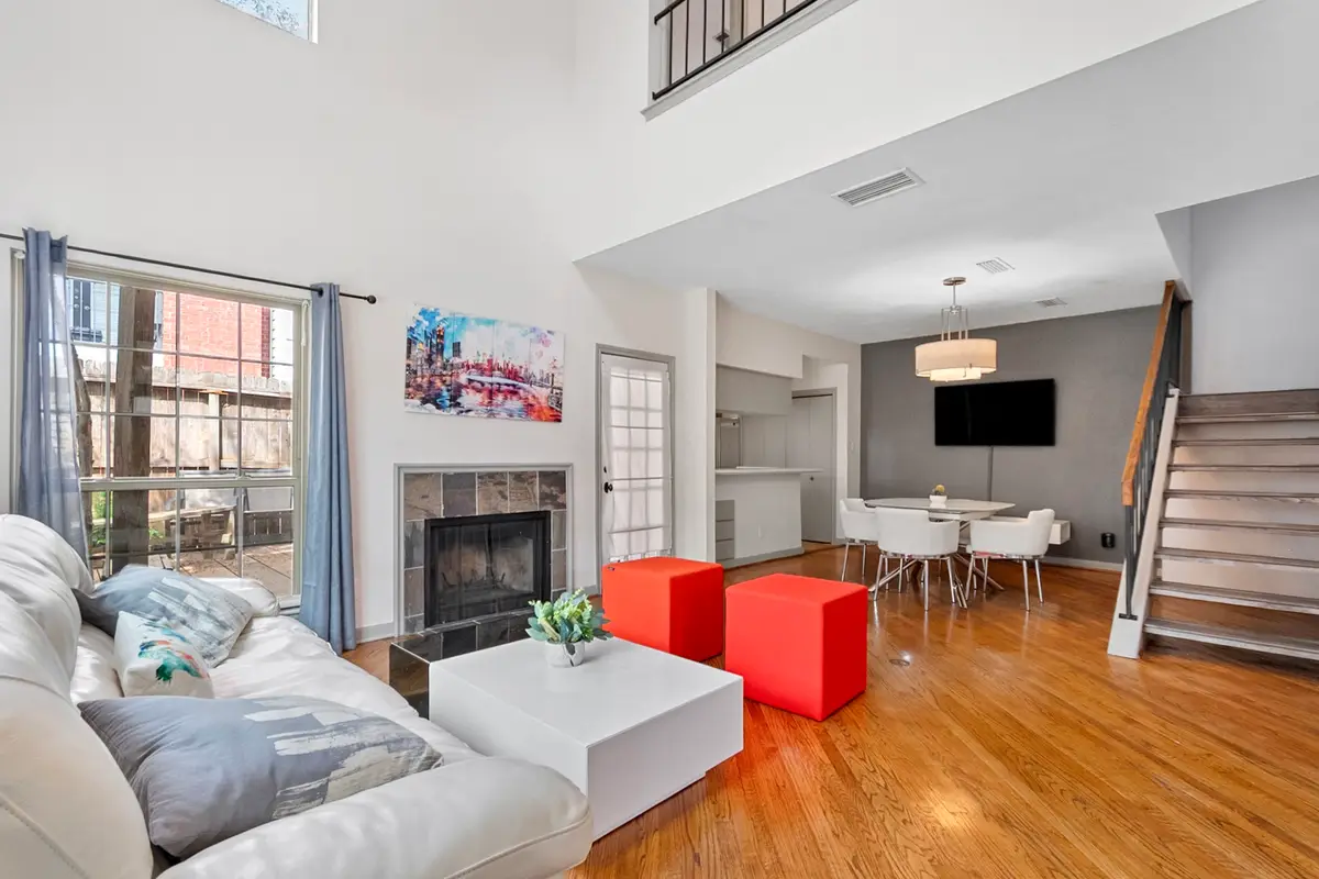 2220 Bering Drive #11, Houston, TX 77057 - Image #1